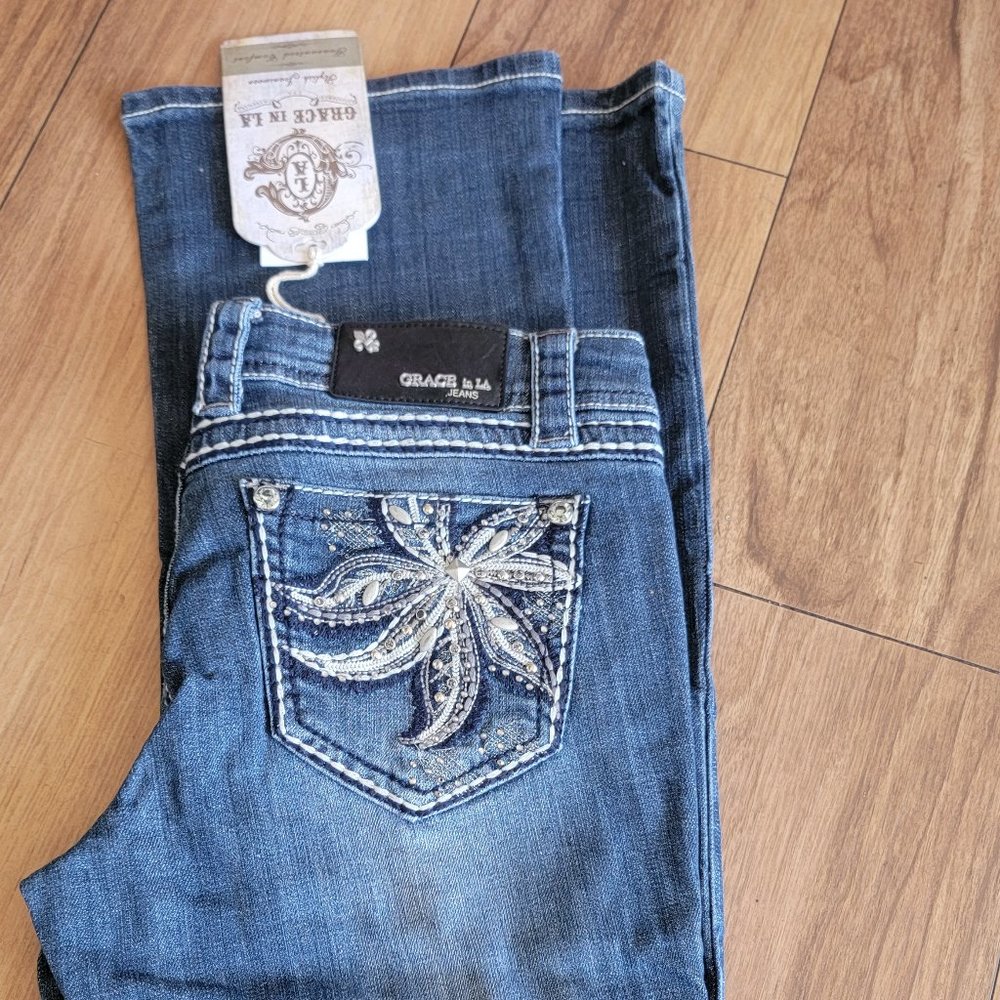 NWT. Grace in LA jeans womans 28
